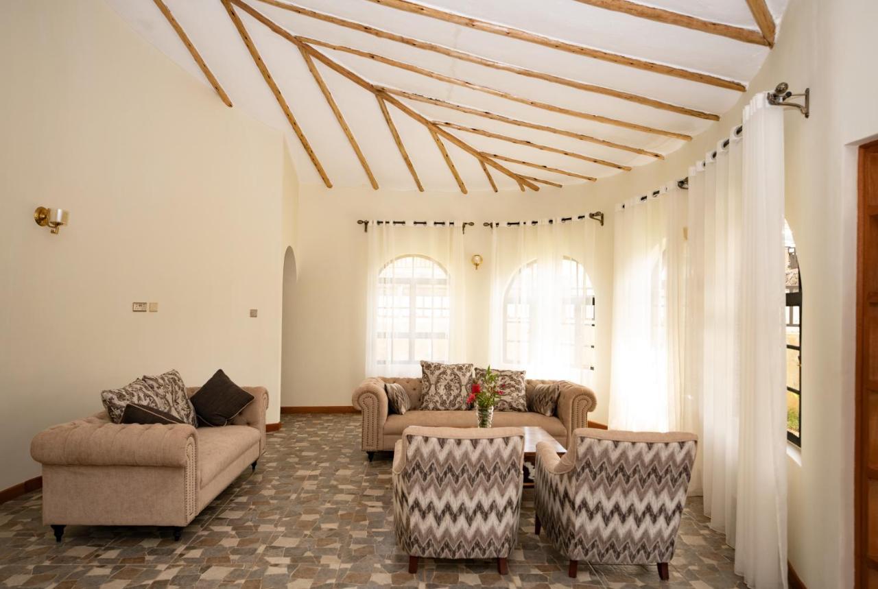 Saab Royale Resort Kajiado Extérieur photo
